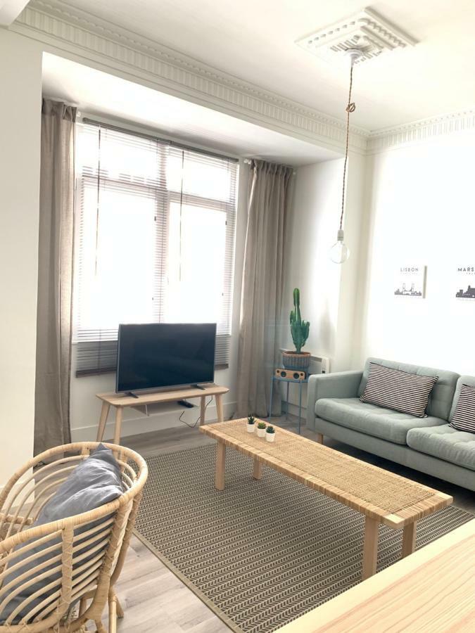 Apto Comfortable En Maria Pita, Centro Ciudad A Coruna Luaran gambar